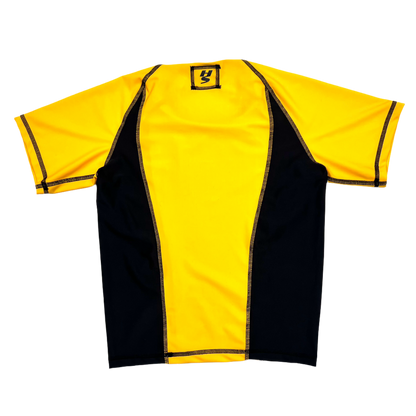 RESIST - BODY SCULPT SWIM // SPORT RASH GUARD - SHORT SLEEVE - GOLDEN HOUR YELLOW/BLACK